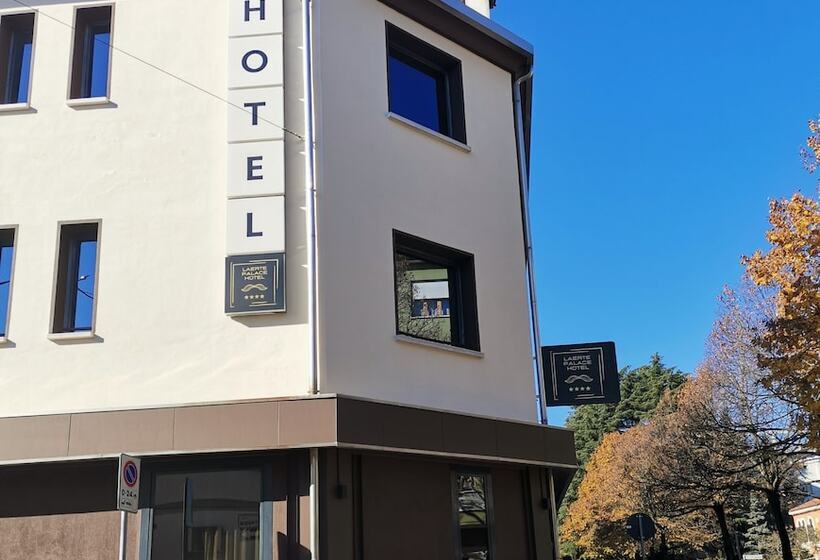 ホテル Laerte Palace
