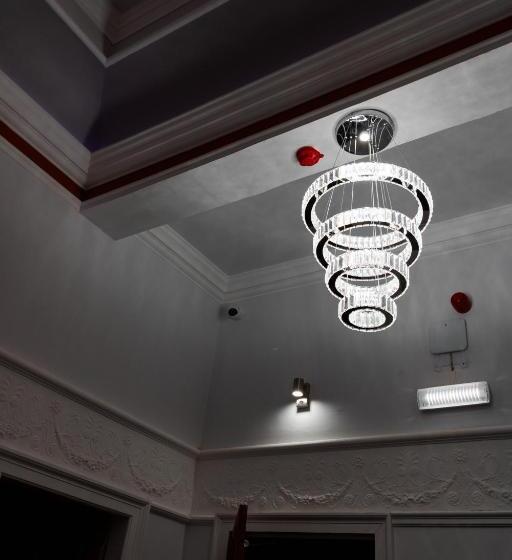 ホテル Mayfield Suites