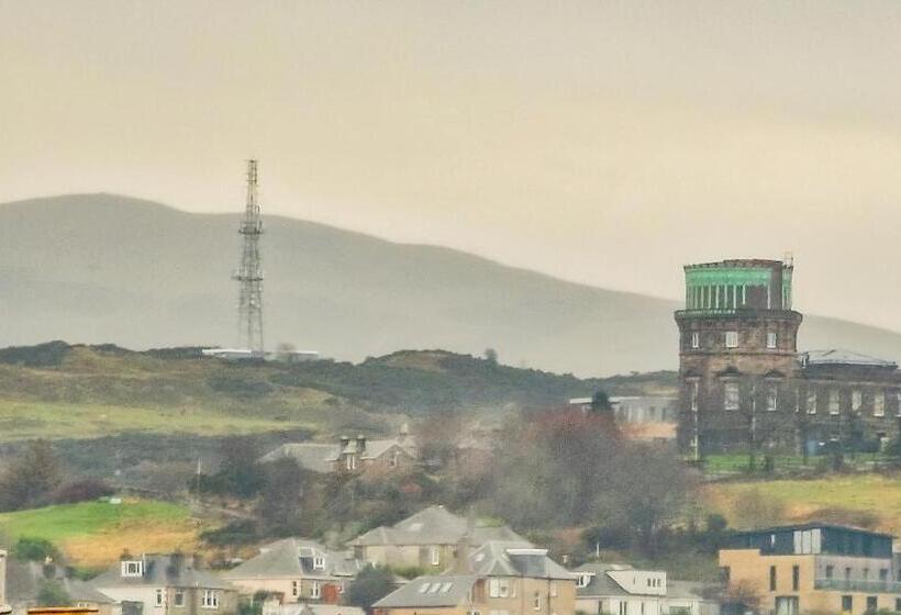 ホテル Mayfield Suites