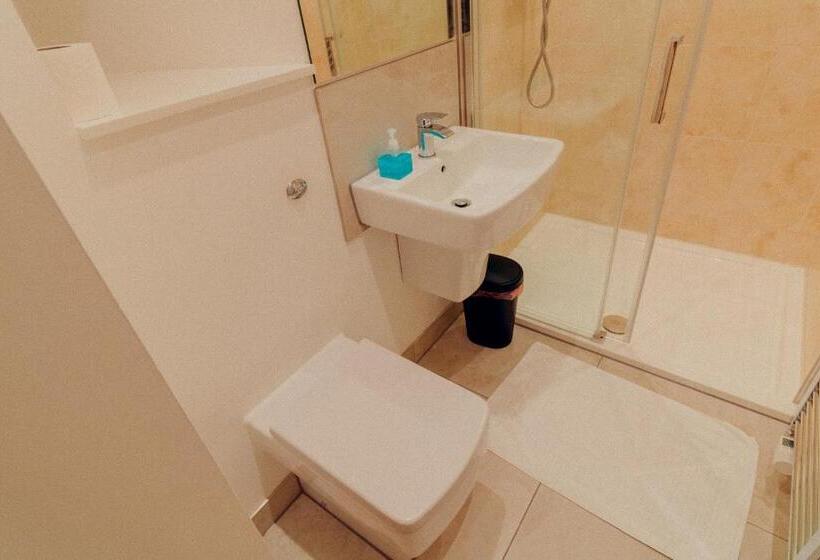 ホテル Mayfield Suites