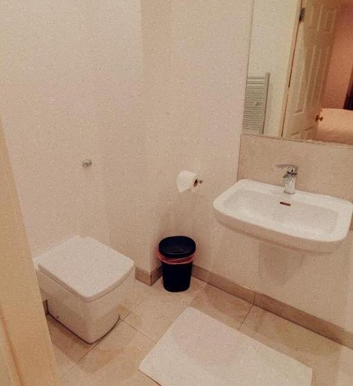 ホテル Mayfield Suites