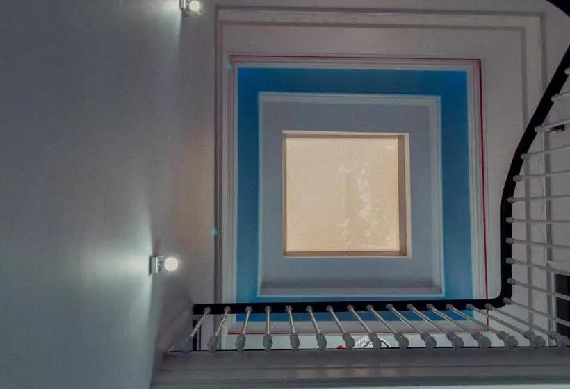 ホテル Mayfield Suites