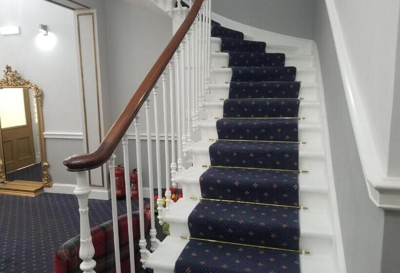 ホテル Mayfield Suites