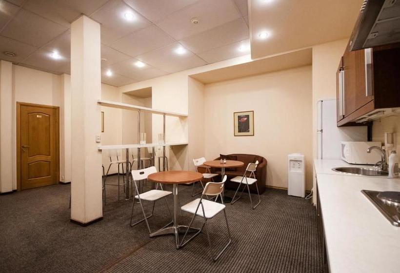 ホテル Nevsky 136 Guest House