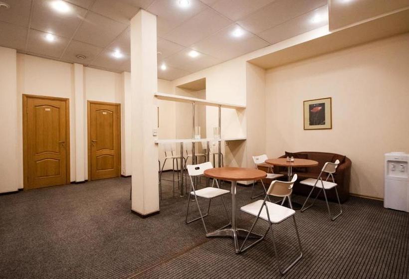 ホテル Nevsky 136 Guest House