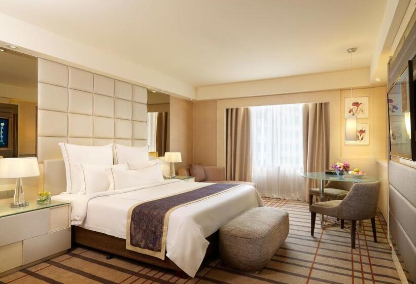 בית מלון כפרי One World