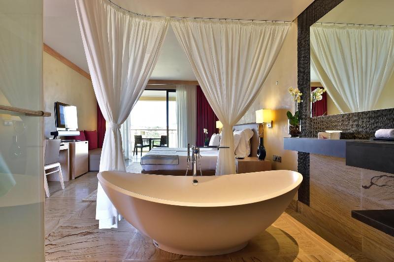 هتل Pestana Porto Santo Premium All Inclusive Beach & SPA Resort