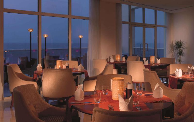 فندق Radisson Blu Resort Fujairah