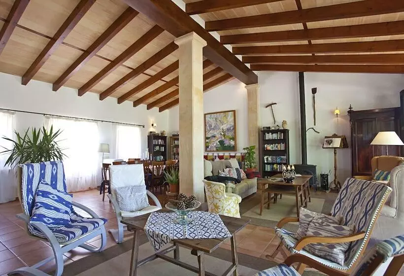 فندق ريفى Agroturisme Na Martina