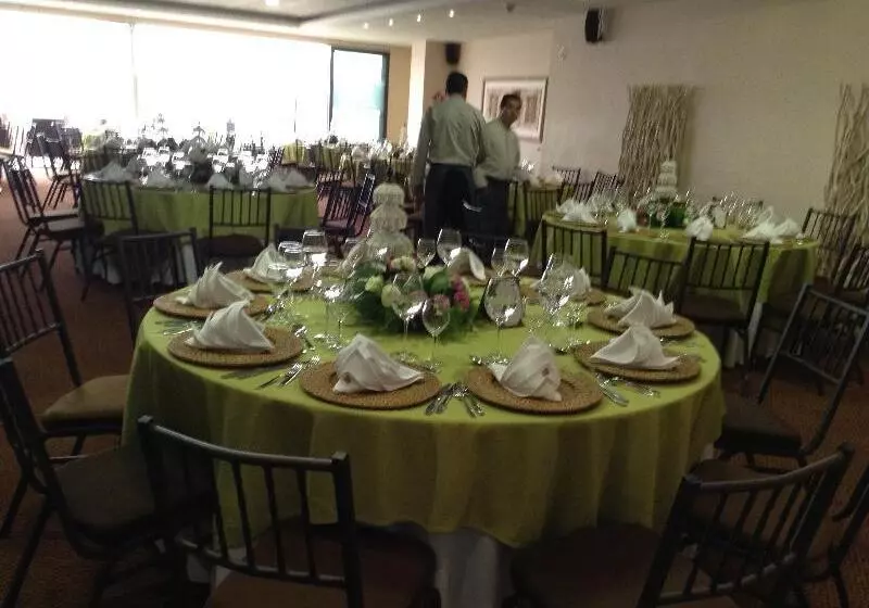 Santa Rita Hotel Del Arte