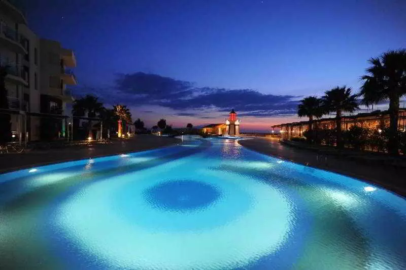 호텔 Sealight Resort