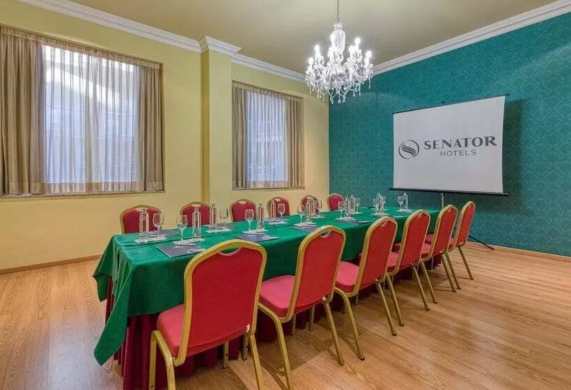 Otel Senator Granada