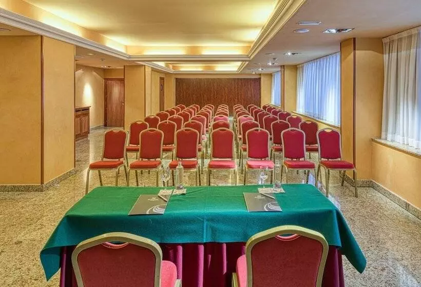 Otel Senator Granada