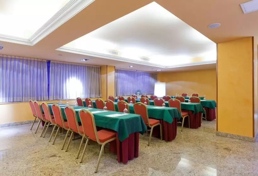 Otel Senator Granada