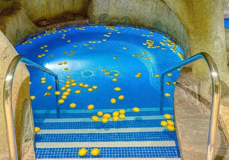 Otel Senator Granada