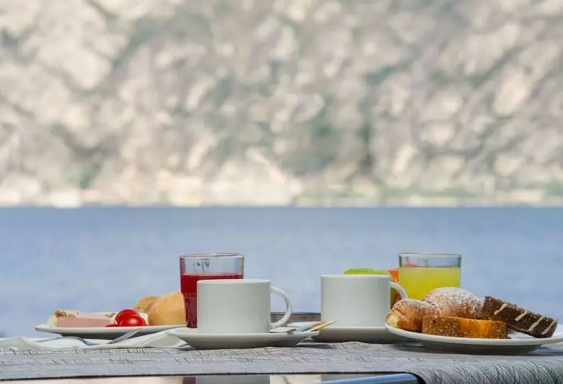 ホテル Sole Malcesine