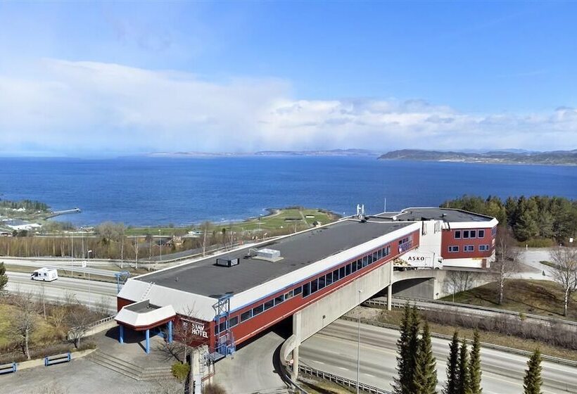 בית מלון כפרי Stav