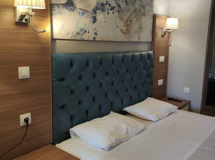 Opera Blue Hotel Gouvia Corfu