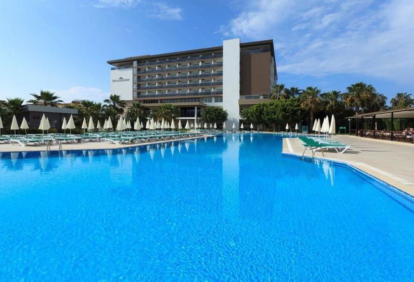 Royal Garden Suite Hotel