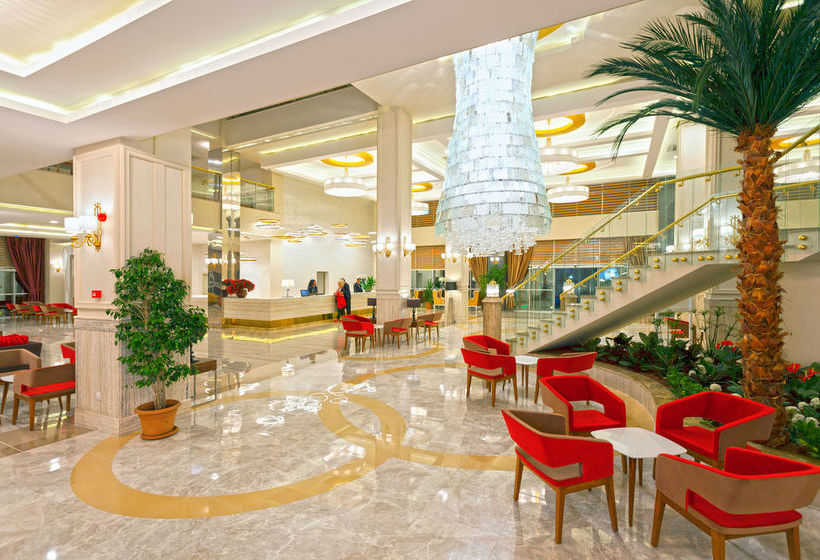 Royal Garden Suite Hotel