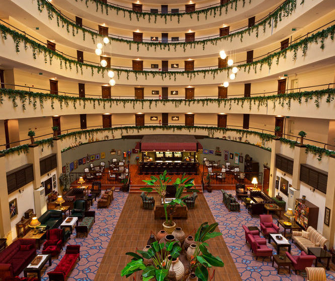 Royal Garden Suite Hotel