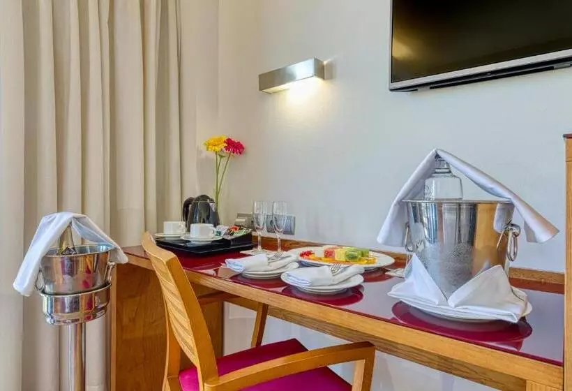 Otel Senator Granada