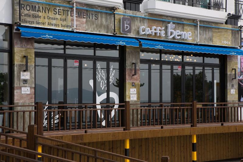 בית מלון כפרי We Six