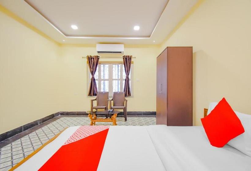 בית מלון כפרי Fabexpress Golden Imperial Nr Gariyahat Market