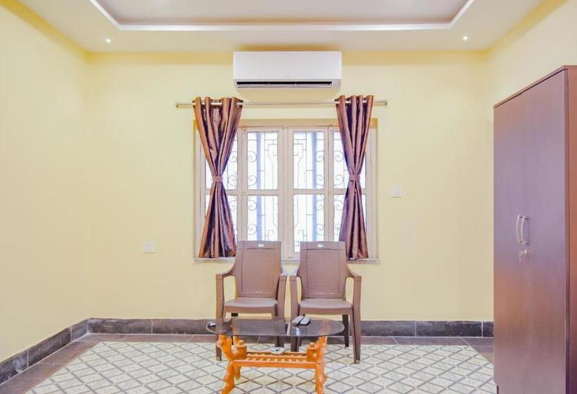 בית מלון כפרי Fabexpress Golden Imperial Nr Gariyahat Market