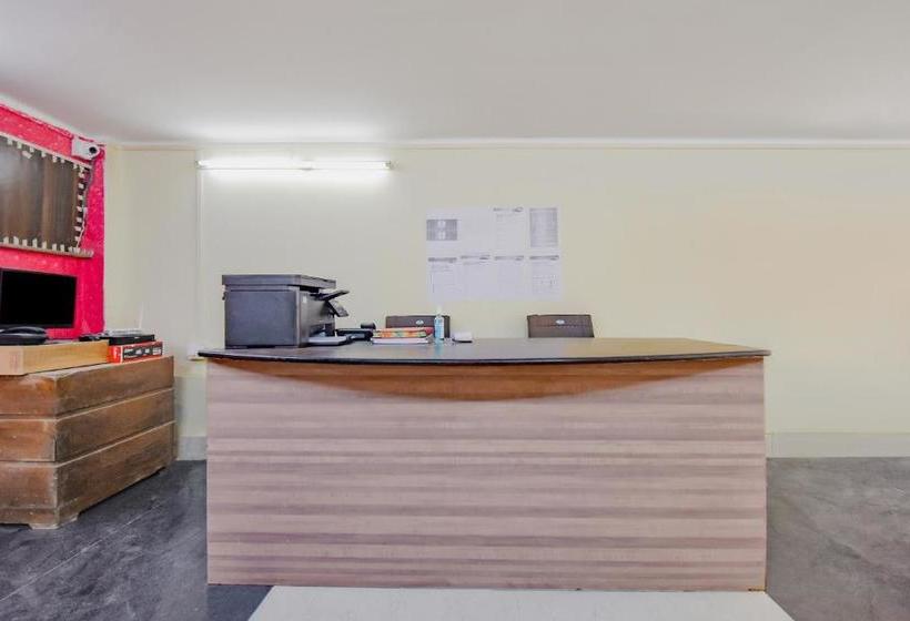 בית מלון כפרי Fabexpress Golden Imperial Nr Gariyahat Market