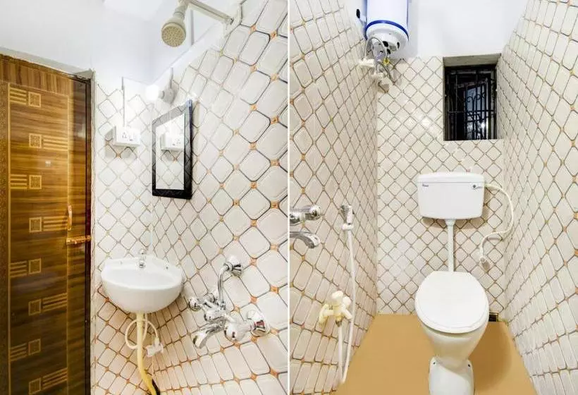 ホテル Oyo 77462 White Velvet Inn