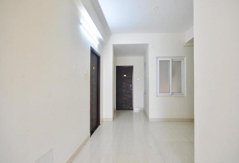 ホテル Flagship 77505 Nakshatra Residency