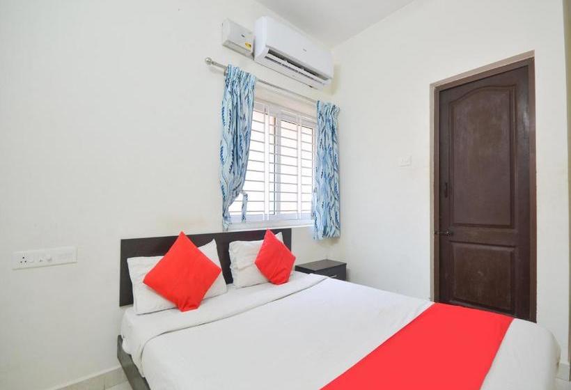 ホテル Flagship 77505 Nakshatra Residency