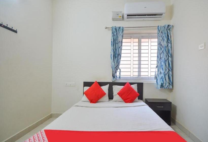 ホテル Flagship 77505 Nakshatra Residency