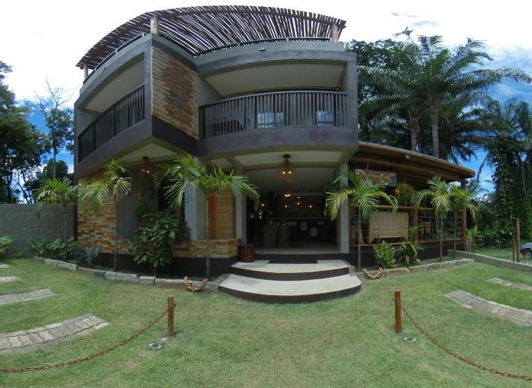 بنسيون Recantos Do Dende