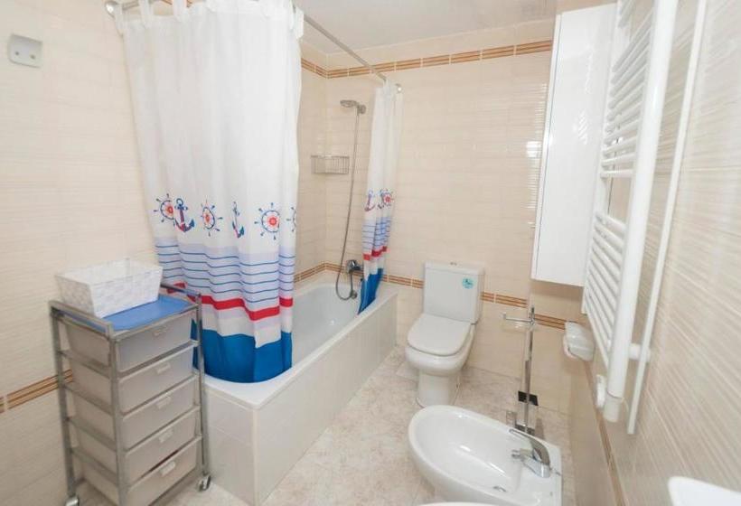 Majatalo Room In Apartment - Gr-12c 3 Dorm Vistas Frontales Al Mar Calpe