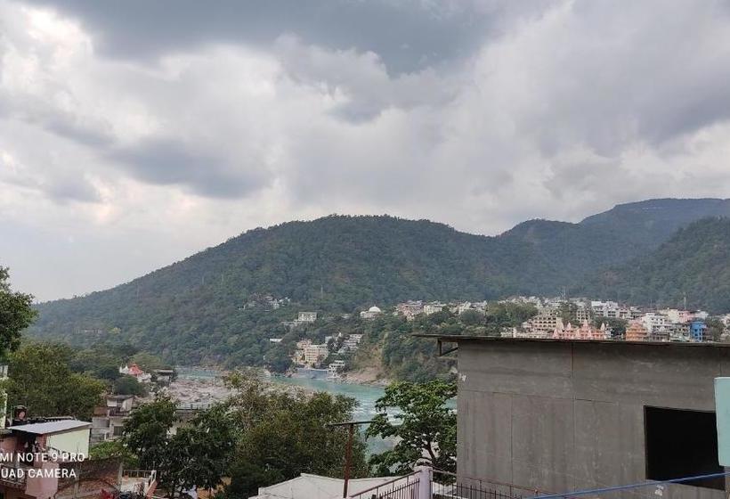 Travel Dreams Hostel