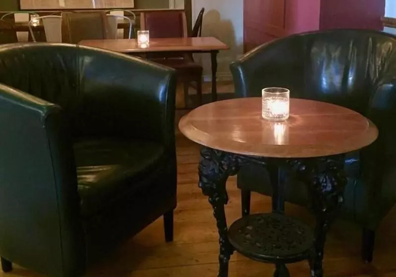 Retkeilymaja Black Bull Gartmore