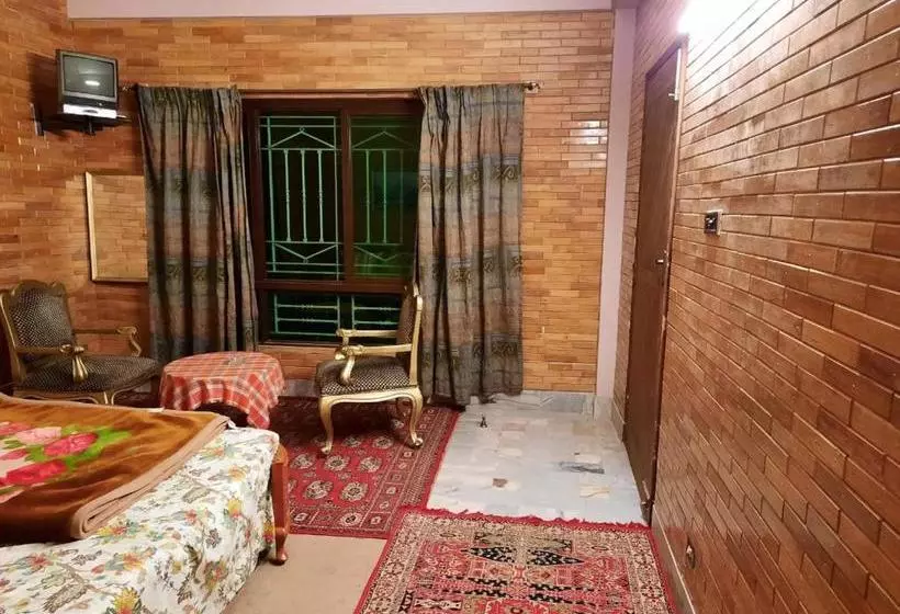 هتل Bhurban Valley Guest House