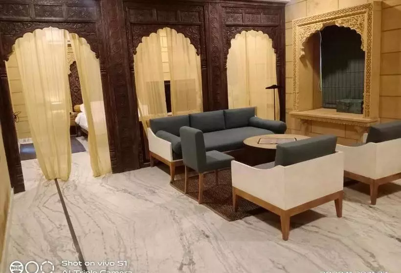 Hotelli Grand Khalifa