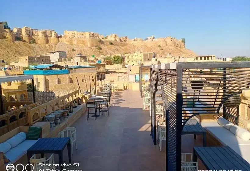 Hotelli Grand Khalifa