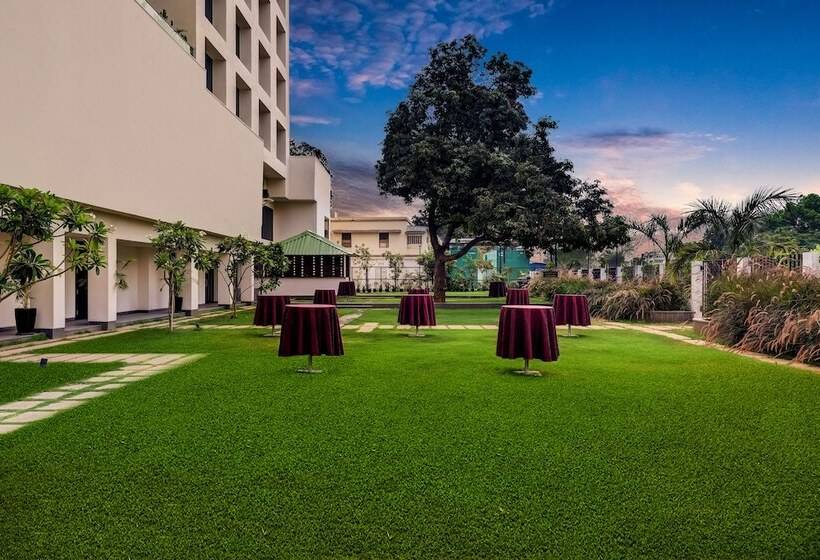 Hotel Lemon Tree Premier Vijayawada