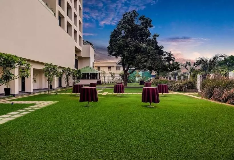 ホテル Lemon Tree Premier Vijayawada