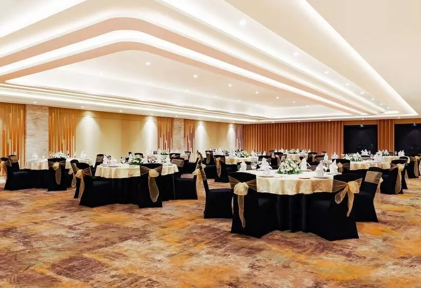 ホテル Lemon Tree Premier Vijayawada