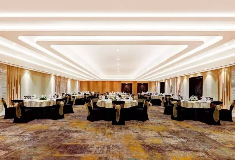 ホテル Lemon Tree Premier Vijayawada