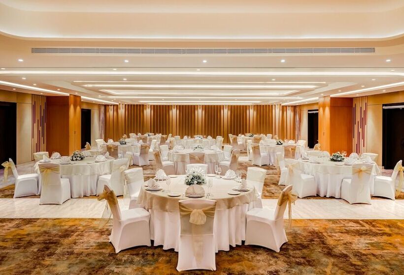 Hotel Lemon Tree Premier Vijayawada