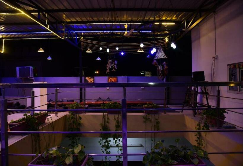 Hotel Master Paradise