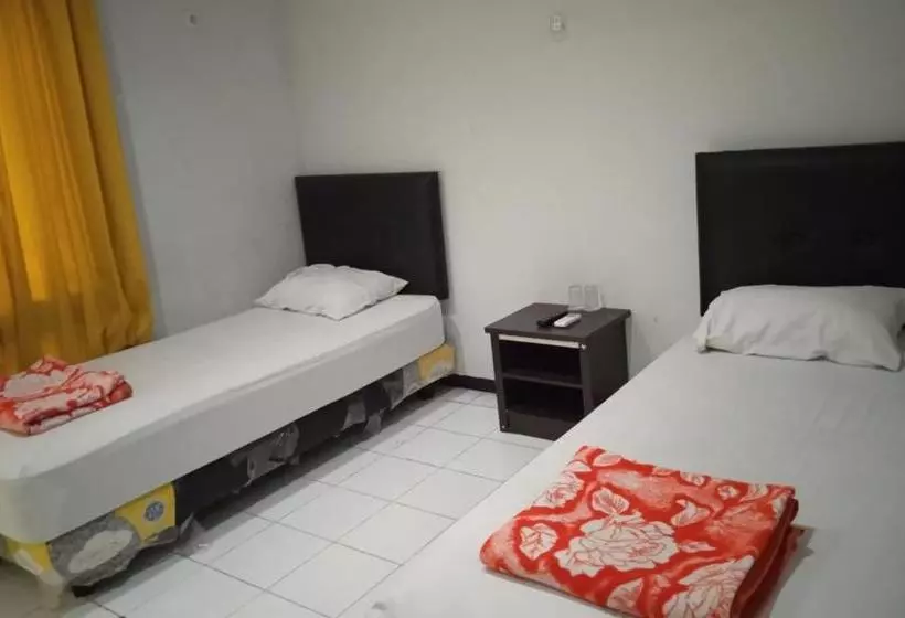 هتل Oyo 90177  Pahlawan