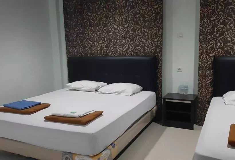 هتل Oyo 90177  Pahlawan