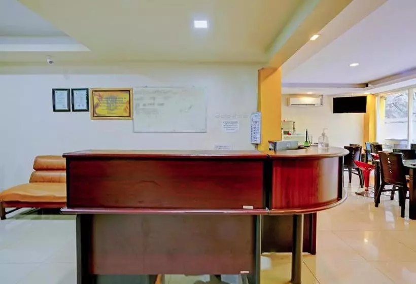 هتل Oyo 90177  Pahlawan